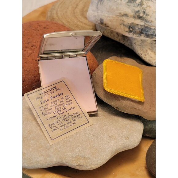 Vintage Volupte Face Powder Compact Art Deco Geometric Design 2" x 1.75" Unused! - Picture 7 of 10